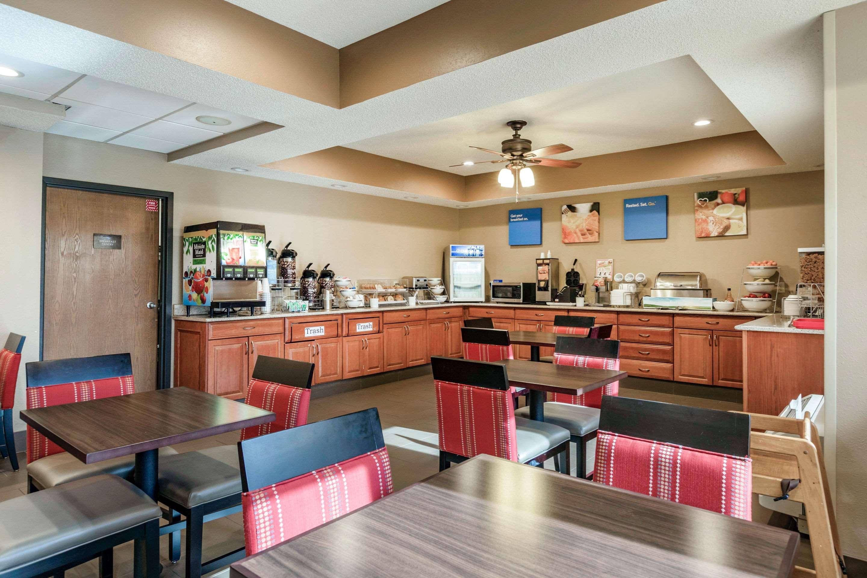 Comfort Inn Wings Stadium Kalamazoo Exterior foto